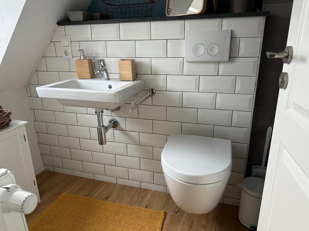 Stilvolles Gaestezimmer Mit Bad In Mechernich-Zentrum Exteriör bild